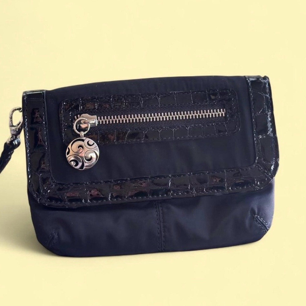 🌸 BRIGHTON Black Patent Leather Crossbody Croc Wallet Purse 🖤🤍